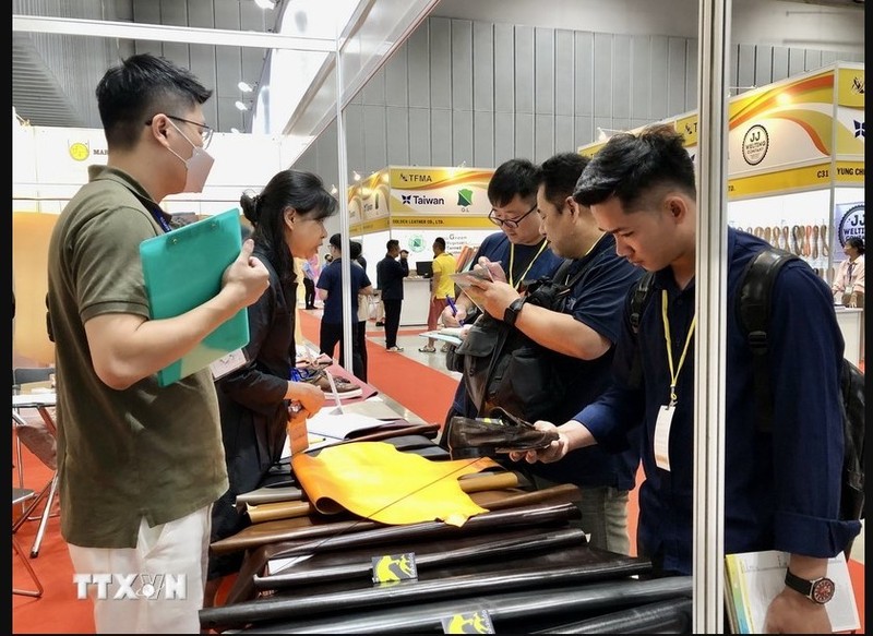 Int’l Shoes & Leather Exhibition opens in HCM City (Photo: VNA)