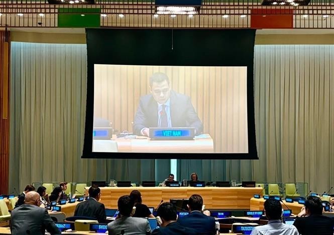 Ambassador Dang Hoang Giang speaking at UN General Assembly High-Level Forum on a Culture of Peace (Photo: VNA)