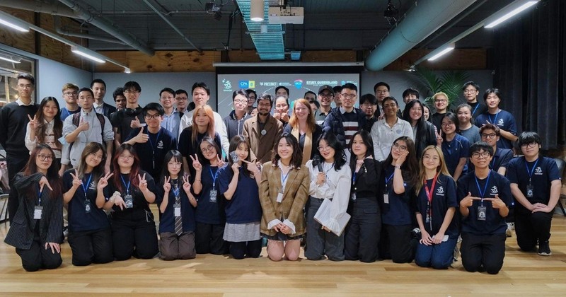 Students and speakers attend the Computer Science & Software Engineering Day - part of the “Career Compass” project at the Precinct, Fortitude Valley. (Photo: VNA broadcasts)