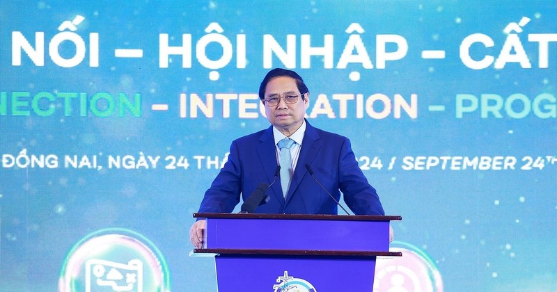 Prime Minister Pham Minh Chinh speaks at the conference. (Photo: VNA)