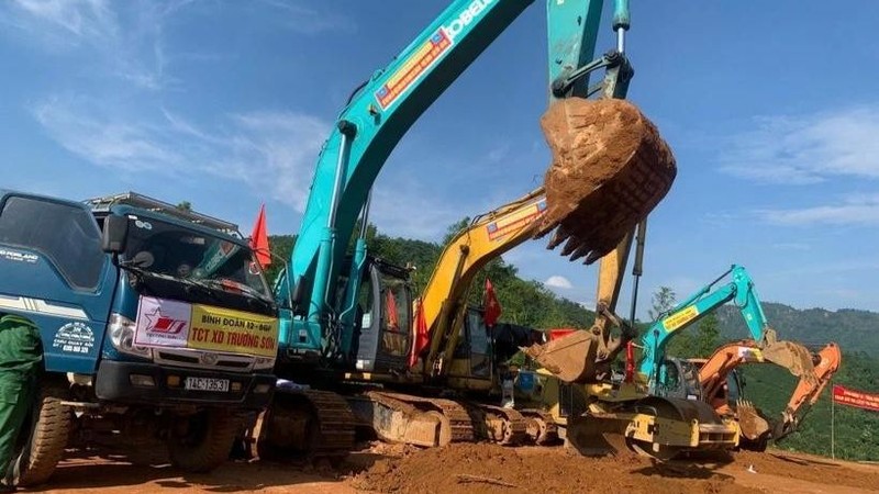 Groundbreaking ceremony for the construction of a resettlement area in Lang Nu village, Yen Bai, which was severely damaged by typhoon Yagi (Photo: VNA)