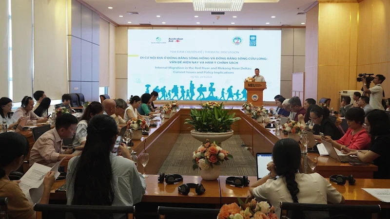 Conference discusses solutions to protecting migrants' rights in Red River and Mekong Delta