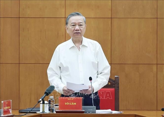 Party General Secretary To Lam speaks at the meeting of the Standing Board of the Central Steering Committee for Prevention and Control of Corruption, Wastefulness, and Negative Phenomena in Hanoi on October 30. (Photo: VNA)