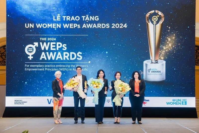 At the awarding ceremony of UN Women WEPs Awards 2024 (Photo: VNA)