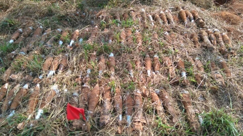 Unexploded warheads left over from the war. (Illustration photo: VNMAC)