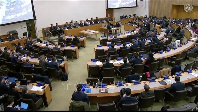 Participants attend the plenary session of the Fifth Committee of the 79th United Nations General Assembly in New York on December 24. (Photo: VNA)