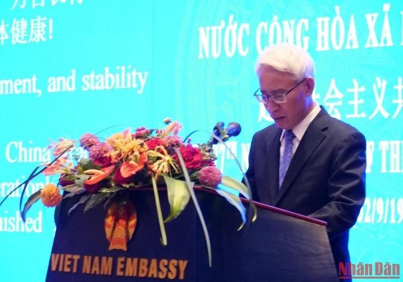 Vietnamese Ambassador to China Pham Sao Mai speaking at the event (Photo: NDO)