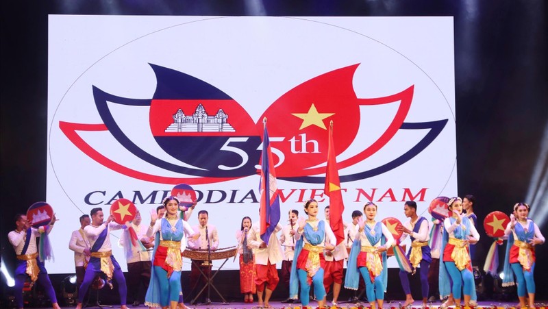 A performance at the opening ceremony of the Cambodia Culture Week in Vietnam 2022, which was held from September 17 to October 2 in Ho Chi Minh City. (Photo: VNA)
