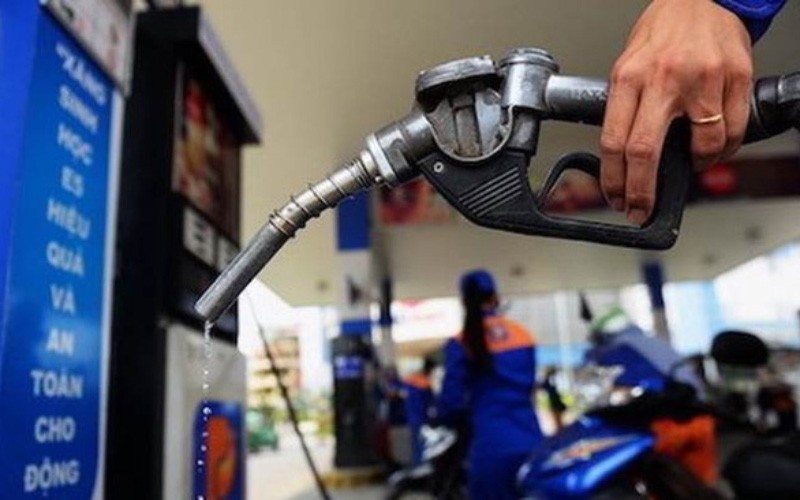 Petrol prices continue falling 