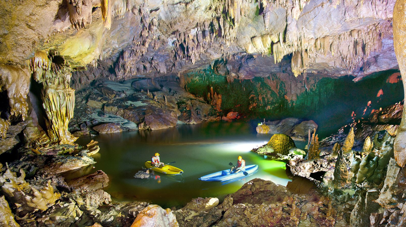 Phong Nha Cave, a famous tourist attraction in Quang Binh 