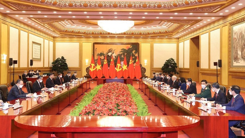 Party General Secretary Nguyen Phu Trong holds talks with General Secretary of the Communist Party of China and Chinese President Xi Jinping in Beijing on October 31, 2022 (Photo: VNA)