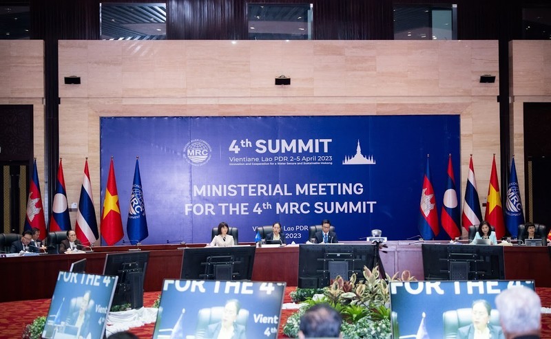 At the ministerial meeting for the 4th MRC Summit (Photo: VNA)