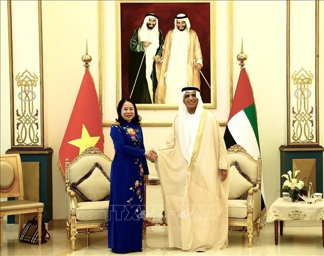 Vice President meets ruler of Emirate of Ras Al Khaimah