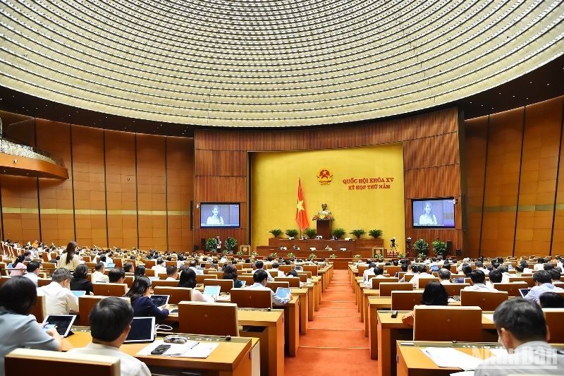 Overview of the eleventh working day of 15th National Assembly’s fifth session (Photo: NDO/Thuy Nguyen)