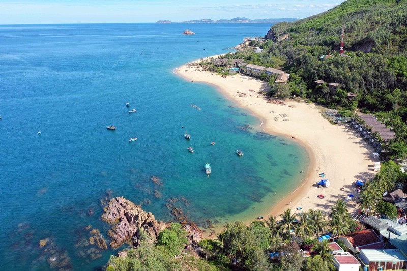 An aerial view of Bai Xep fishing village (Photo: VnExpress)