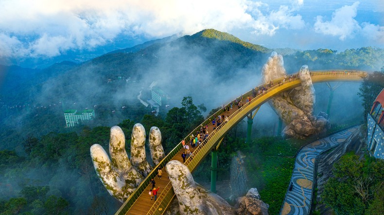 Da Nang’s Golden Bridge named among world’s most iconic bridges (Photo: Sun Group)