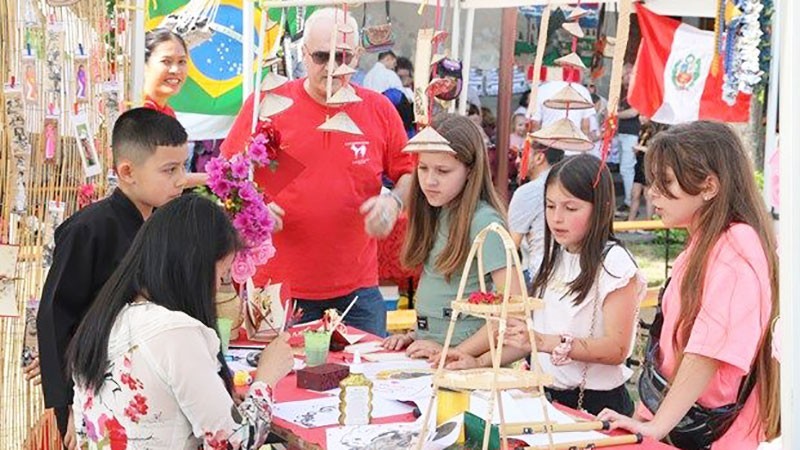 Vietnamese pavilion at the Festival of Ethnic Groups in Italy. (Photo: VNA)