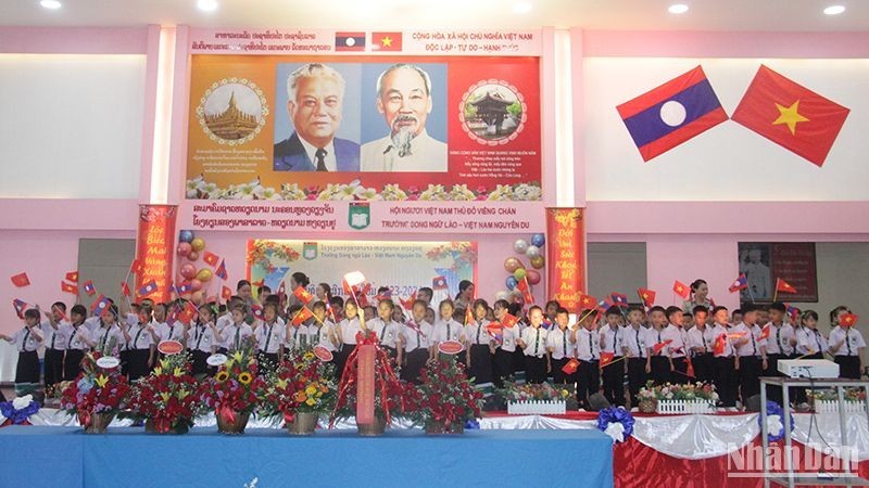 Lao-Viet bilingual school begins new school year (Photo: NDO)
