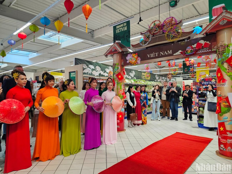 Vietnamese Goods Week kicks off in France 