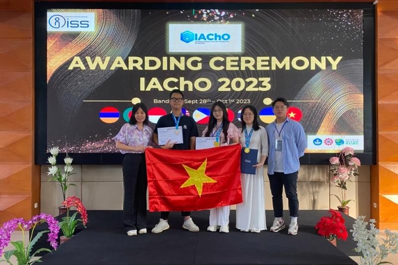 The Vietnamese team participating at the AICho 2023 (Photo: VNA)