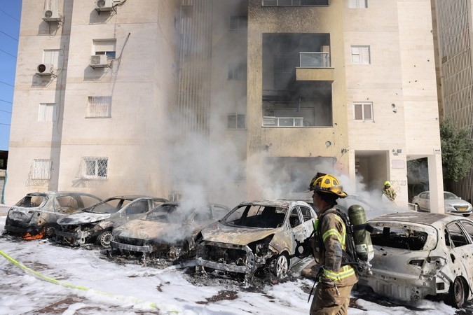 Hamas militants have fired nearly 3,000 rockets on Israel's territory. (Photo: AFP/VNA)