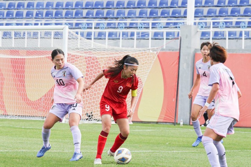 The Vietnamese women's football team’s dream went up in smoke after they lost 0-2 to Japan in a Group C match of the 2024 Paris Olympics second qualifying round. (Photo: VFF)