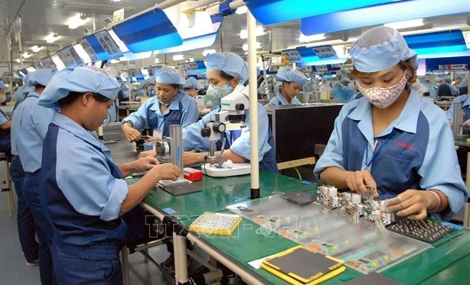 Vietnam has the potential to become the fourth largest exporter of high-tech goods behind China, Taiwan (China) and Germany. - Illustrative image (Photo: VNA)