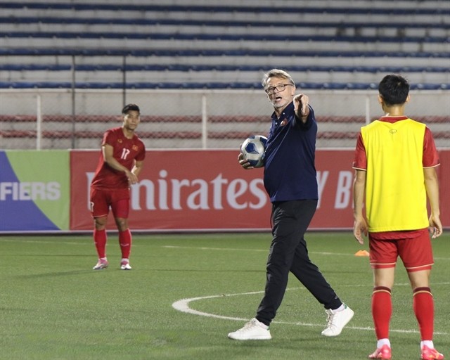 French coach Philippe Troussier is confident of Vietnam's positive results at the 2024 AFC U23 Cup in Qatar. (Photo: VFF)
