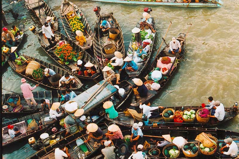 Cai Rang Floating Market in Can Tho City
