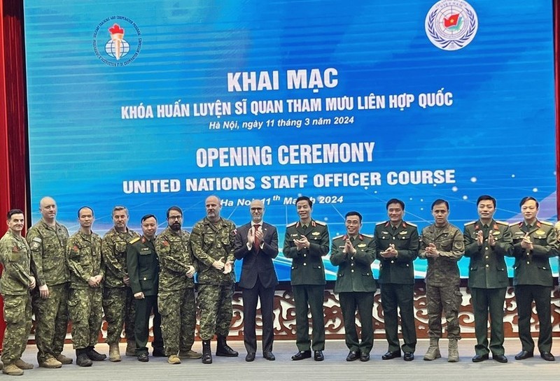 At the opening ceremony of the UN staff officer training course. (Photo: VNA) 