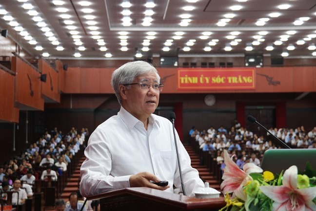 Secretary of the Party Central Committee and President of the Vietnam Fatherland Front (VFF) Central Committee Do Van Chien speaking at the event (Photo: VNA)