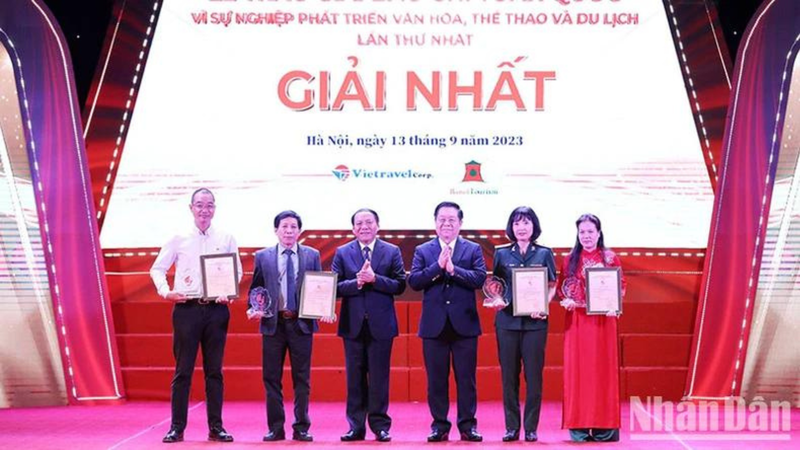 Winners of the first ‘For the Development of Culture, Sports and Tourism’ National Press Award 