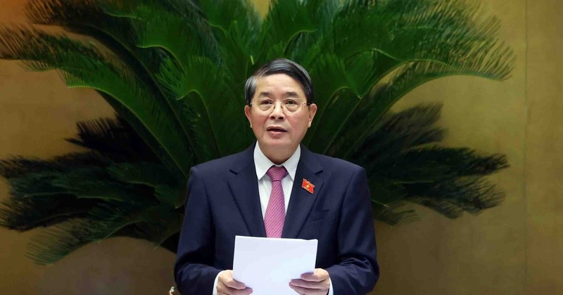 NA Vice Chairman Nguyen Duc Hai directs the morning session (Photo: VNA)