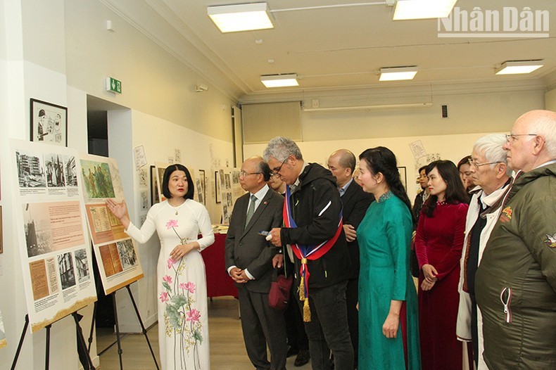 Visitors at the exhibition 