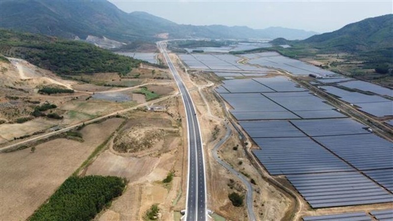 The Nha Trang - Cam Lam expressway (Photo: VNA)