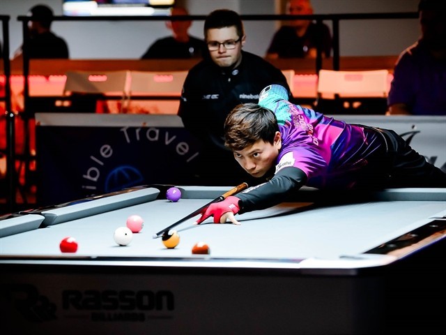 Duong Quoc Hoang of Vietnam and three teammates will compete at a record-breaking 1,000,000 USD prize World Pool Championship in Jeddah, Saudi Arabia. (Photo: Vietcontent)