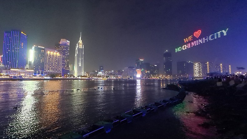 Ho Chi Minh City River Festival 2024 wraps up with impressive drone light show
