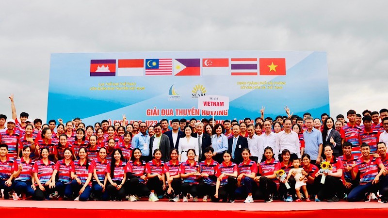 Southeast Asia rowing and canoeing championships kick off in Hai Phong