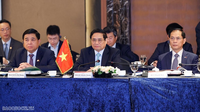 Prime Minister Pham Minh Chinh addresses the session. (Photo: baoquocte.vn)