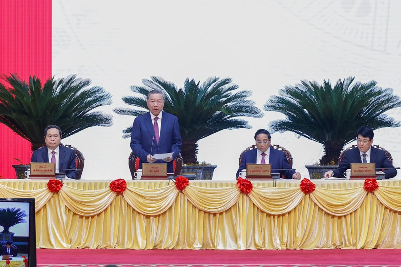 Newly-elected Party General Secretary To Lam speaks after his appointment. (Photo baochinhphu.vn)