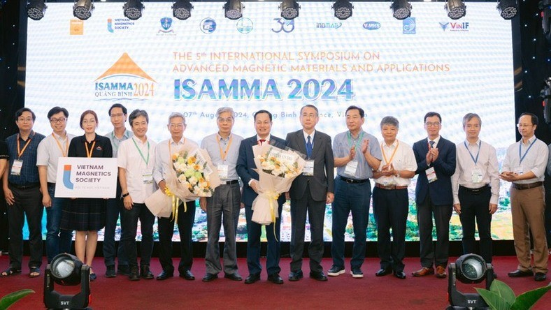 More than 300 scientists and experts attend magnetic materials symposium in Quang Binh (Photo: baotintuc.vn)