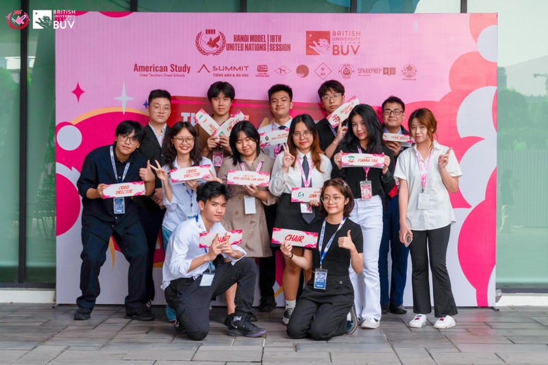 The conference brings together students of prestigious high schools and universities from both at home and abroad (Photo: Hanoi Model United Nations Organisation)