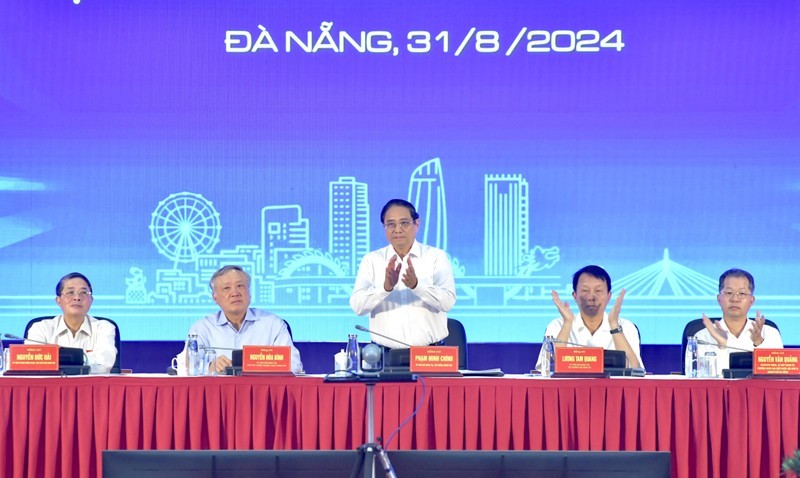 PM Pham Minh Chinh speaks at the conference. (Photo: NDO)