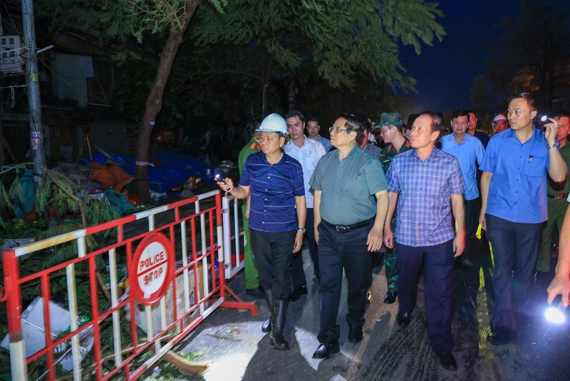 PM Pham Minh Chinh makes fact-finding trip to Hai Phong city after typhoon (Photo: VGP)