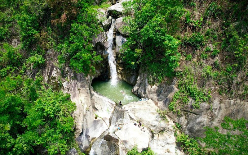 Huoi He waterfall: A retreat for the summer heat in Dien Bien Province (Photo: Nguoi Dien Bien)