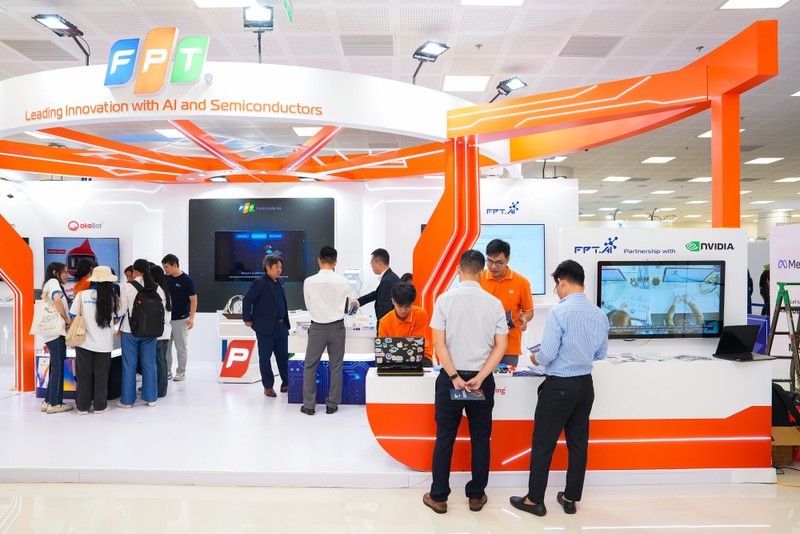 Cutting-edge technologies in semiconductors and AI spotlighted at Innovate Vietnam 2024