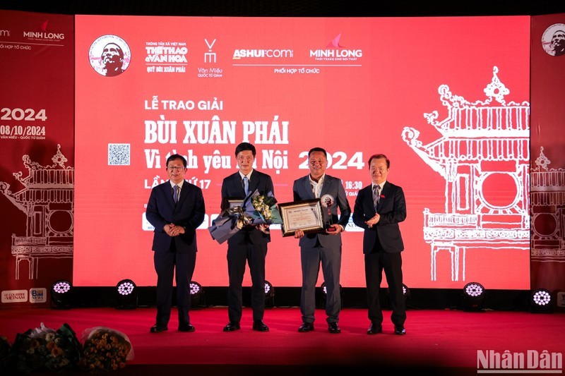 Nhan Dan Newspaper-released music video on Vietnam tourism named among winners of ‘Bui Xuan Phai: For Love of Hanoi’ Awards