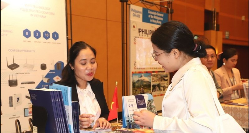 Vietnam eyes electronics industry expansion at Hong Kong int’l trade fair (Photo: VNA)