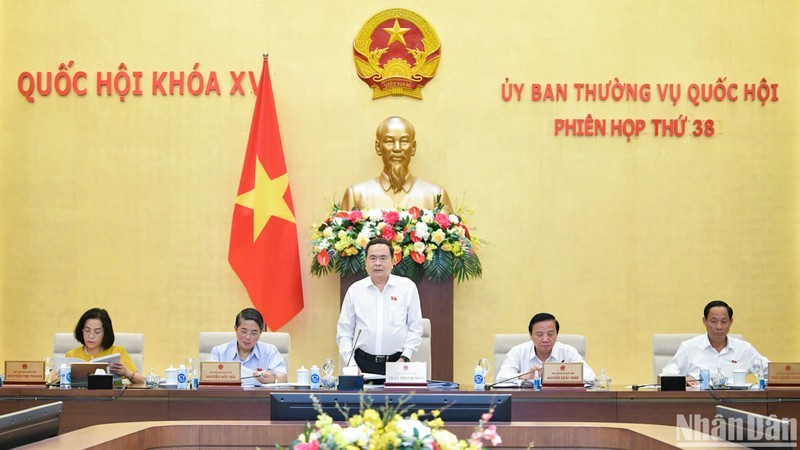 NA Chairman Tran Thanh Man speaks at the 38th session of the NA Standing Committee on October 14 morning. (Photo: NDO/Duy Linh)