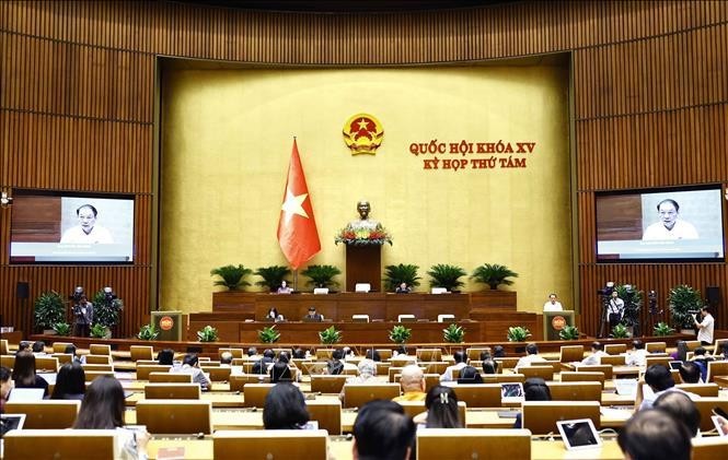 Lawmakers gather on November 1 morning as part of the 15th National Assembly (NA)’s 8th session. (Photo: VNA)